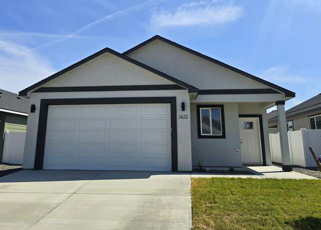Property at 3635 Stardust St, Richland, WA 99352, 3 beds, 2 baths