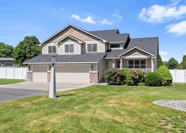 Property at 98702 E Brooklyn Dr, Kennewick, WA 99338, 4 beds, 0.5 baths