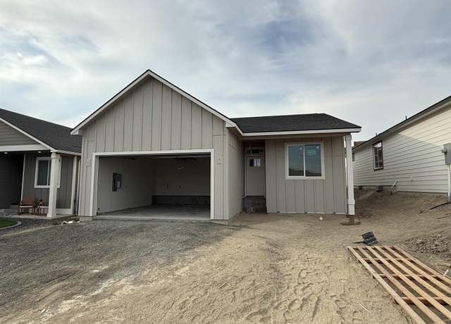 Property at 3718 Nuthatch St, Richland, WA 99352, 3 beds, 1 bath