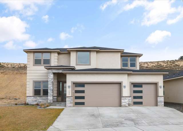 Property at 6686 W 24th Ave, Kennewick, WA 99338, 4 beds, 2.5 baths