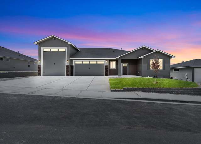 Property at 2858 S Belfair Pl, Kennewick, WA 99337, 3 beds, 2 baths