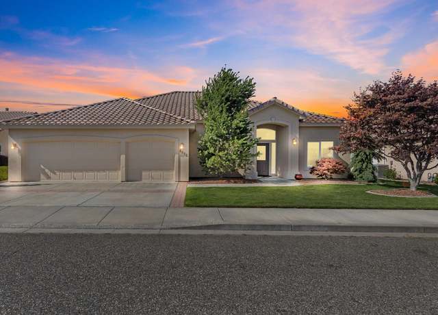 Property at 8906 W Rio Grande Ave, Kennewick, WA 99336, 3 beds, 2.5 baths