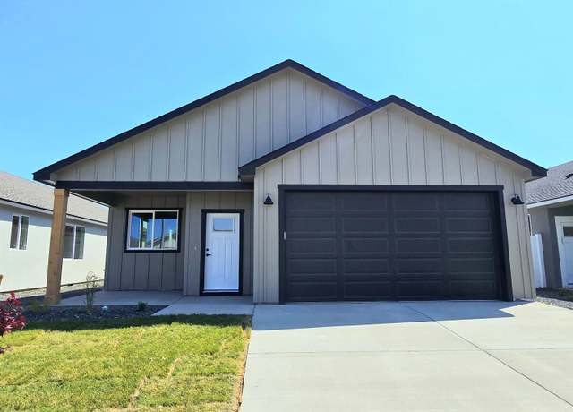 Property at 3649 Stardust St, Richland, WA 99352, 3 beds, 2 baths