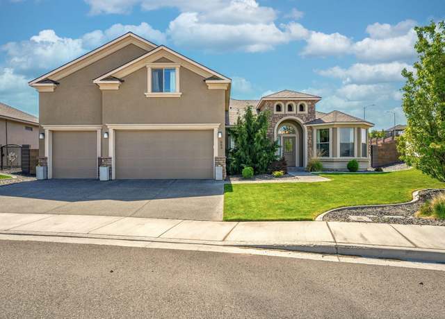 Property at 503 Athens Dr, West Richland, WA 99353, 4 beds, 3 baths