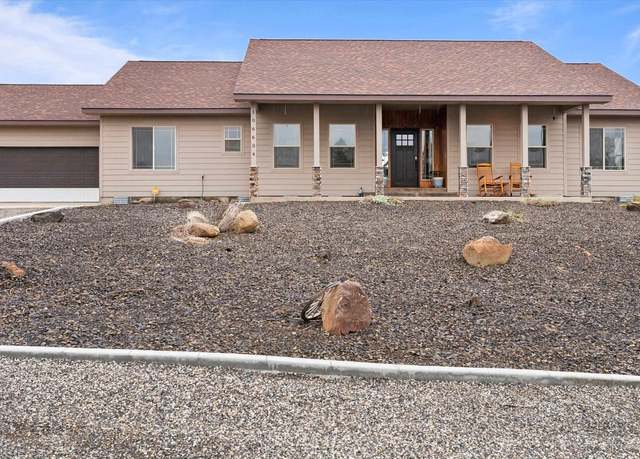 Property at 106604 W King Tull Rd, Prosser, WA 99350, 4 beds, 2 baths