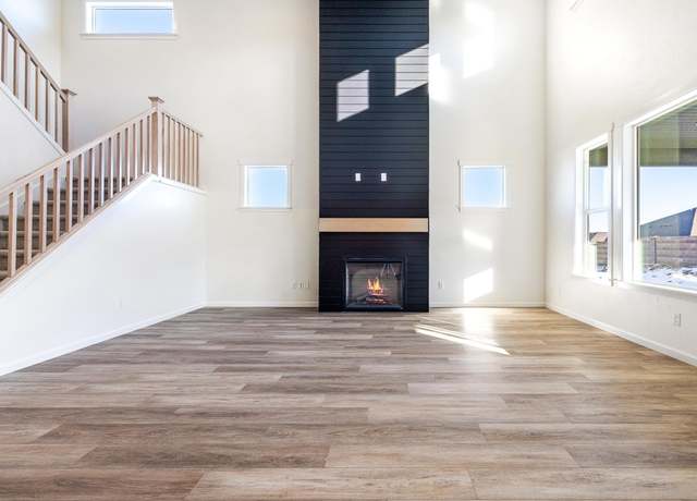 Property at 3777 Morningside Pkwy, Richland, WA 99352, 4 beds, 2.5 baths