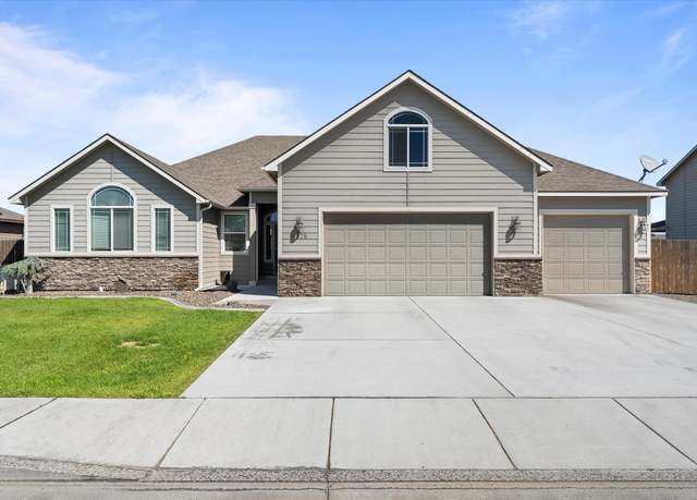 Property at 6370 Cobalt Dr, West Richland, WA 99353, 4 beds, 2 baths
