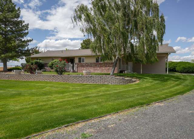 Property at 97010 W Good Rd, Prosser, WA 99350, 3 beds, 2.5 baths