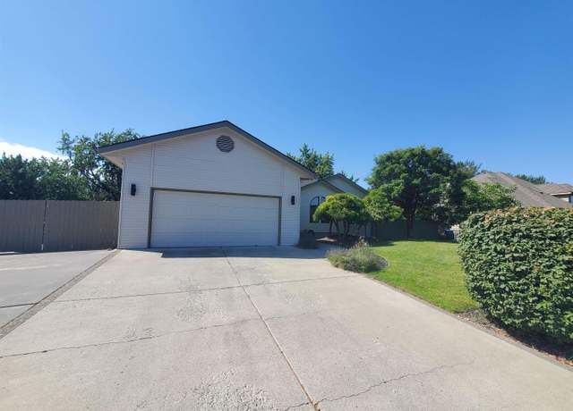 Property at 401 Shaw St, Richland, WA 99354, 5 beds, 3 baths