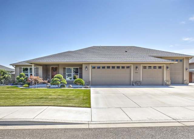 Property at 4802 Meadow View Dr, Pasco, WA 99301, 3 beds, 3 baths