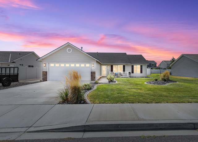 Property at 4912 Catalonia Dr, Pasco, WA 99301, 3 beds, 1 bath