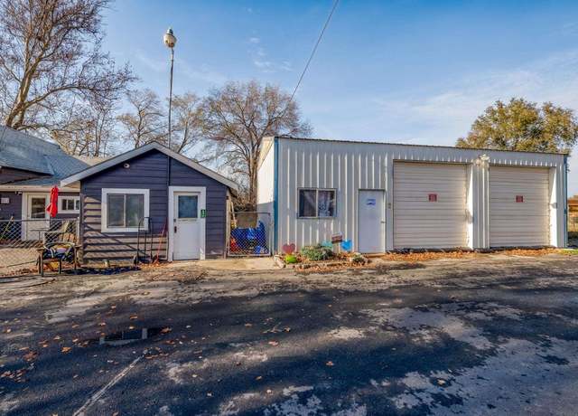 Property at 919 E 23rd Ave, Kennewick, WA 99337, 3 beds, 1 bath