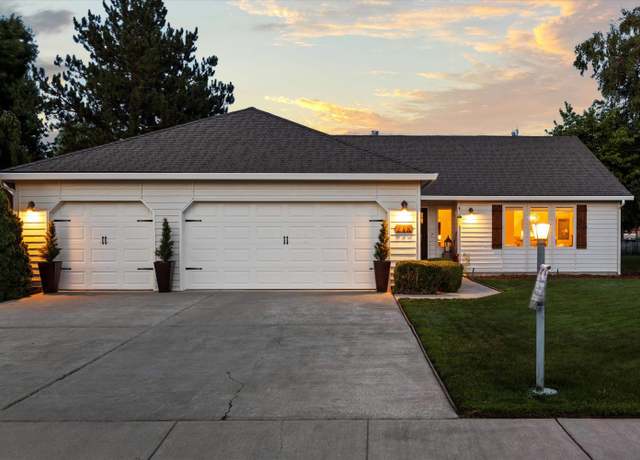 Property at 630 Meadow Dr East Dr, Richland, WA 99352, 3 beds, 2 baths