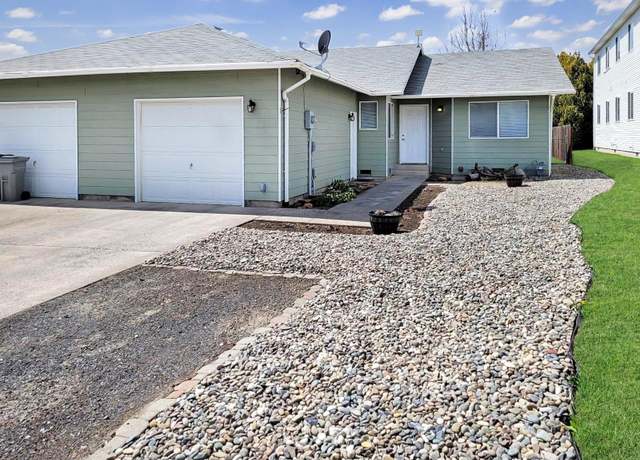 Property at 555 SE Shoemaker Pl, Pullman, WA 99163, 2 beds, 2 baths