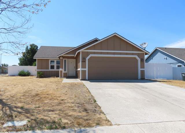 Property at 5608 Westport Ln, Pasco, WA 99301, 2 beds, 2 baths