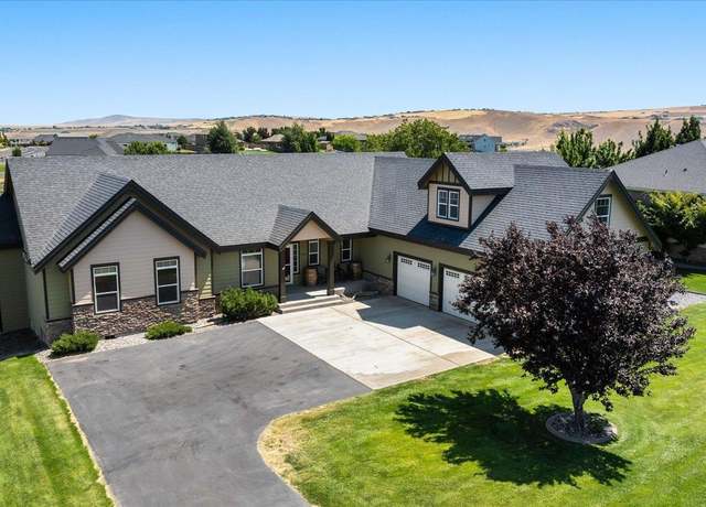 Property at 15923 S Clear View Lp, Kennewick, WA 99338, 3 beds, 2.5 baths