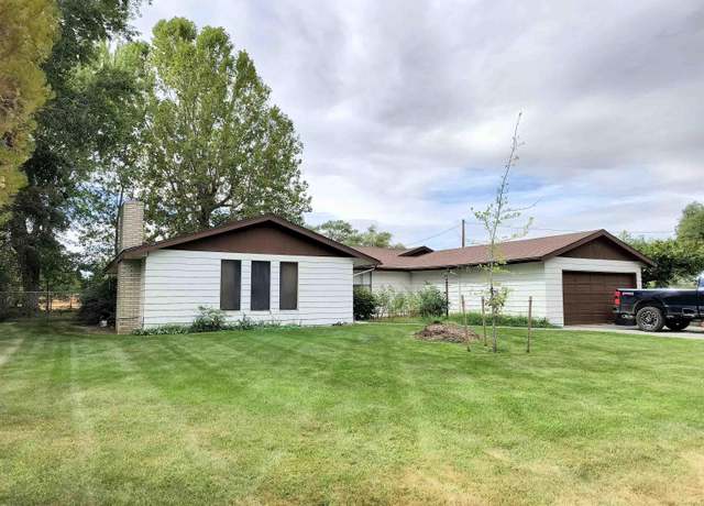 Property at 210703 E Bryson Brown Rd, Kennewick, WA 99337, 4 beds, 1 bath