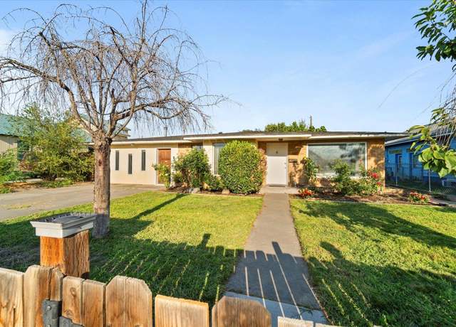 Property at 837 S Hawthorne St, Kennewick, WA 99336, 4 beds, 1 bath