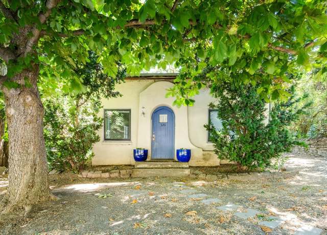 Property at 320 SE Spring St, Pullman, WA 99163, 3 beds, 2 baths