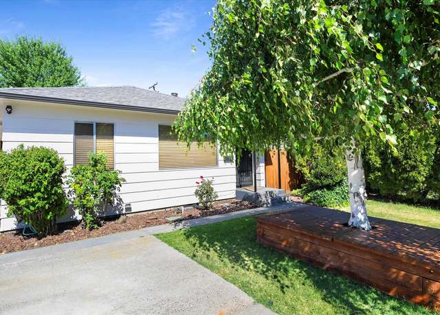 Property at 903 Willard Ave, Richland, WA 99352, 3 beds, 1 bath