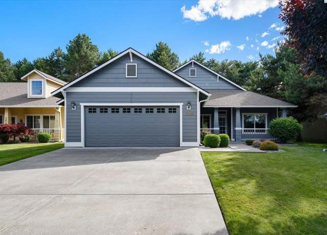Property at 7815 W 20th Ave, Kennewick, WA 99336, 3 beds, 2 baths