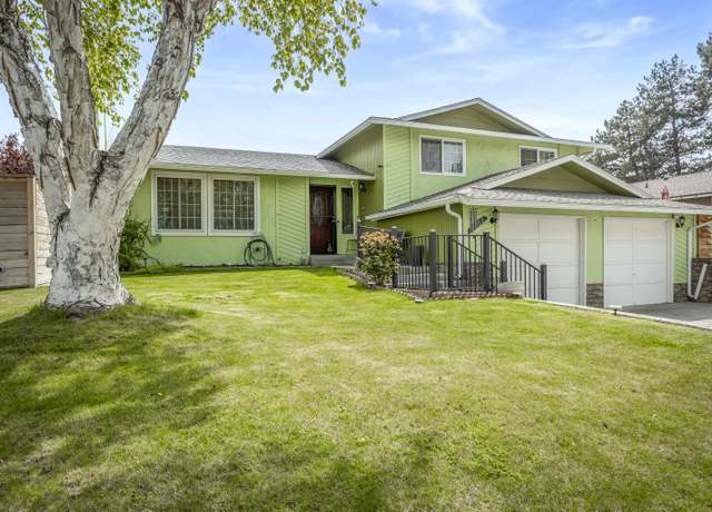 Property at 3303 S Hartford St, Kennewick, WA 99337, 3 beds, 3 baths