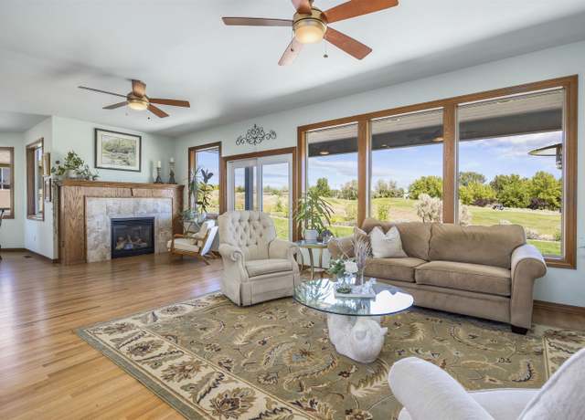 Property at 2730 Sawgrass Loop, Richland, WA 99354, 4 beds, 0.5 baths