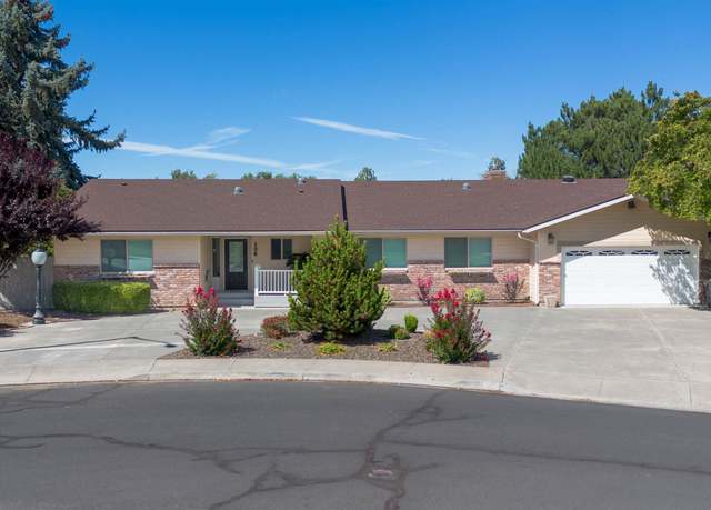 Property at 136 Pinetree Ln, Richland, WA 99352, 3 beds, 2 baths