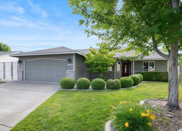 Property at 2704 Iris St, West Richland, WA 99353, 4 beds, 2 baths