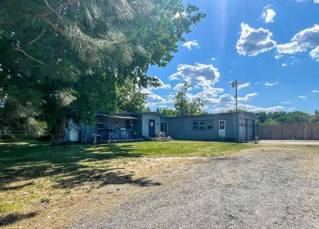 Property at 2816 S Cedar St, Kennewick, WA 99337, 3 beds, 2 baths