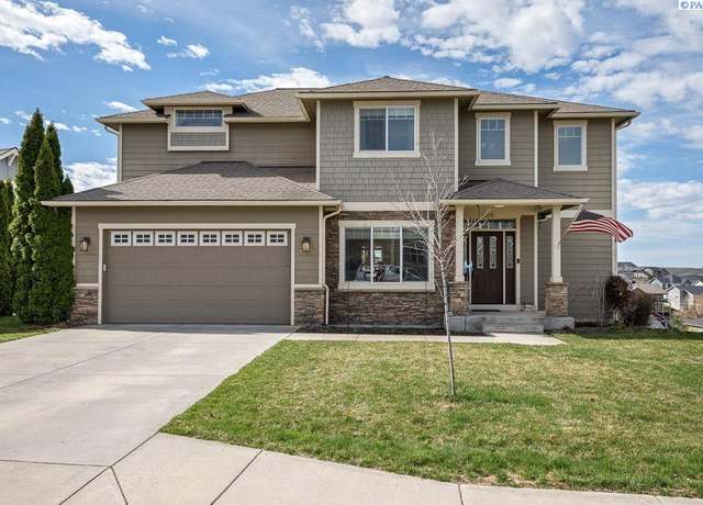 Property at 2315 NW Prairie View Dr, Pullman, WA 99163, 5 beds, 3.5 baths