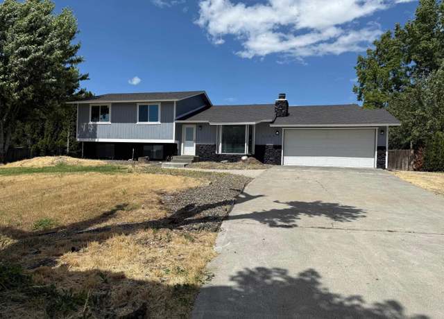 Property at 6105 W Sylvester St, Pasco, WA 99301, 3 beds, 2 baths