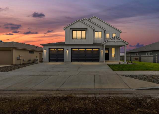Property at 3913 Barbera St, Richland, WA 99352, 4 beds, 0.5 baths