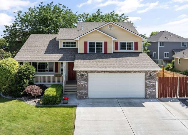 Property at 8403 W 1st Ave, Kennewick, WA 99336, 3 beds, 2.5 baths