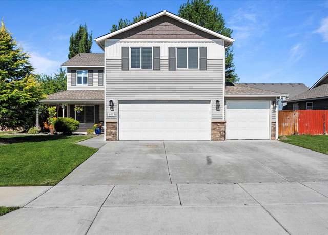Property at 4012 Manassas Ct, Pasco, WA 99301, 4 beds, 3 baths