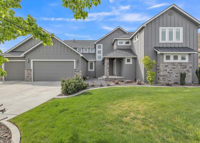 Property at 683 Isola Vista Ct, Richland, WA 99352, 4 beds, 3.5 baths