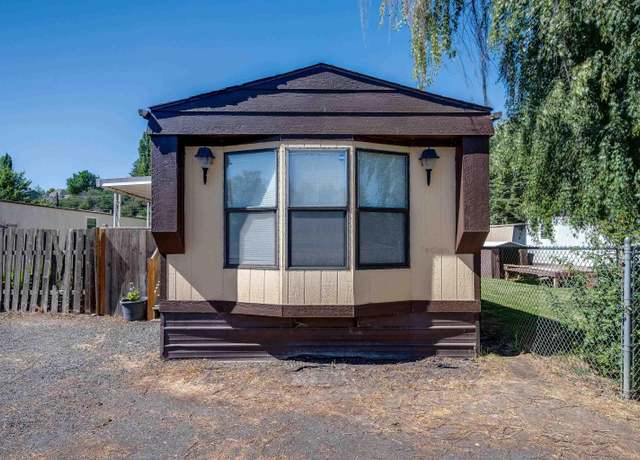 Property at 1155 SE Professional Mall Blvd #421 Blvd #421, Pullman, WA 99163, 2 beds, 1 bath