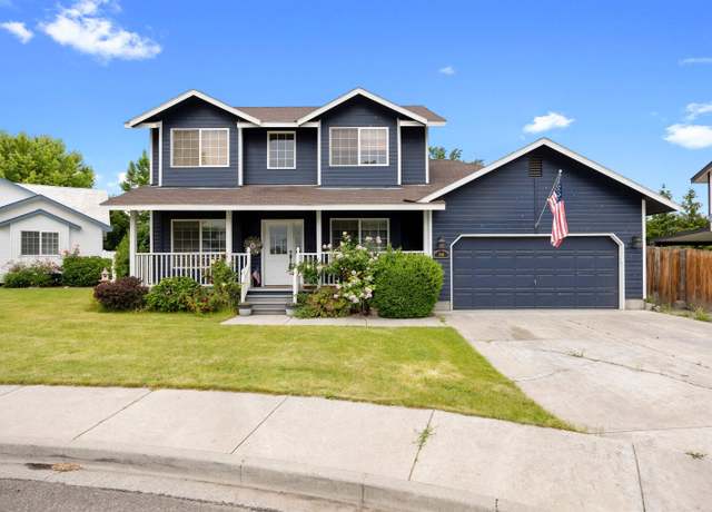Property at 609 N Williams St, Kennewick, WA 99336, 3 beds, 2.5 baths