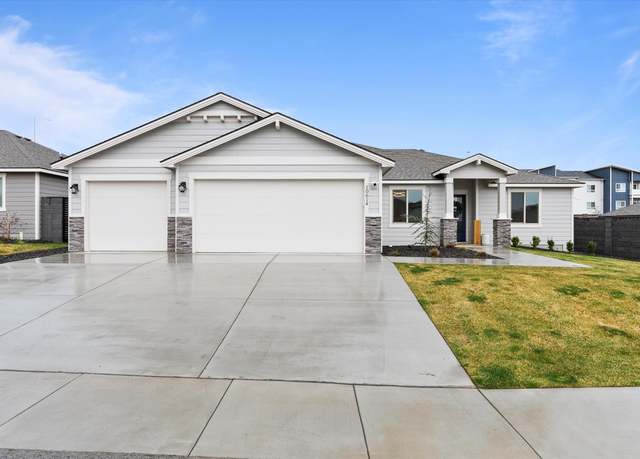 Property at 10614 Chinook Dr, Pasco, WA 99301, 4 beds, 2 baths