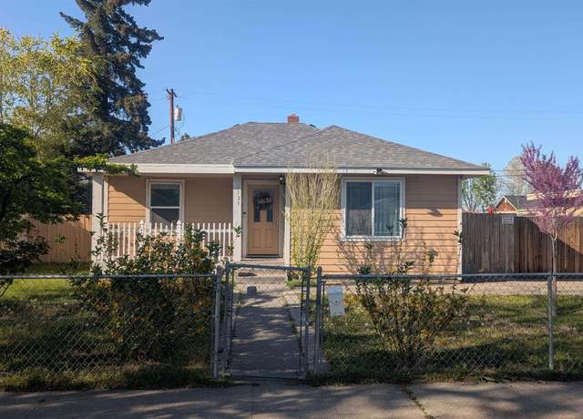 Property at 1133 W Park St, Pasco, WA 99301, 4 beds, 2 baths