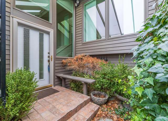 Property at 445 Greenbrook Pl, Richland, WA 99352, 4 beds, 2 baths