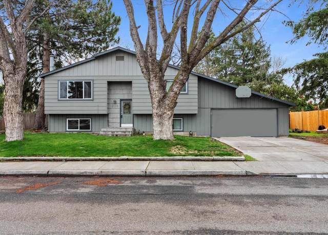 Property at 602 N Conway Pl, Kennewick, WA 99336, 4 beds, 2 baths