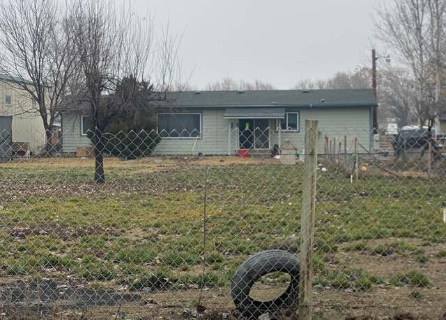 Property at 1620 Braden Rd, Grandview, WA 98930, 4 beds, 2 baths