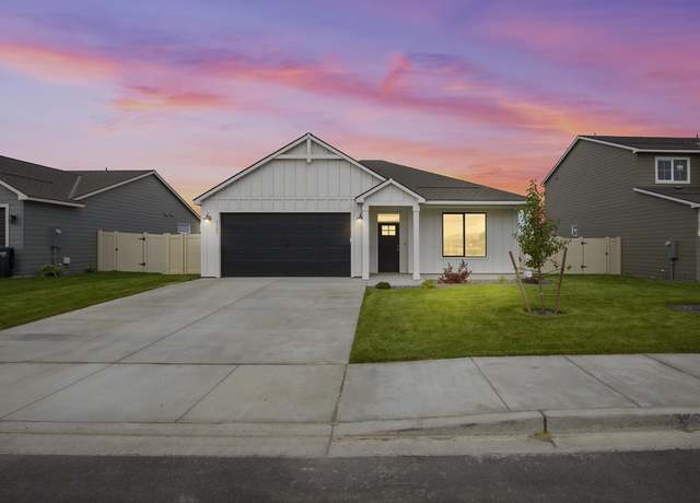 Property at 1109 18th St, Benton City, WA 99320, 3 beds, 2 baths