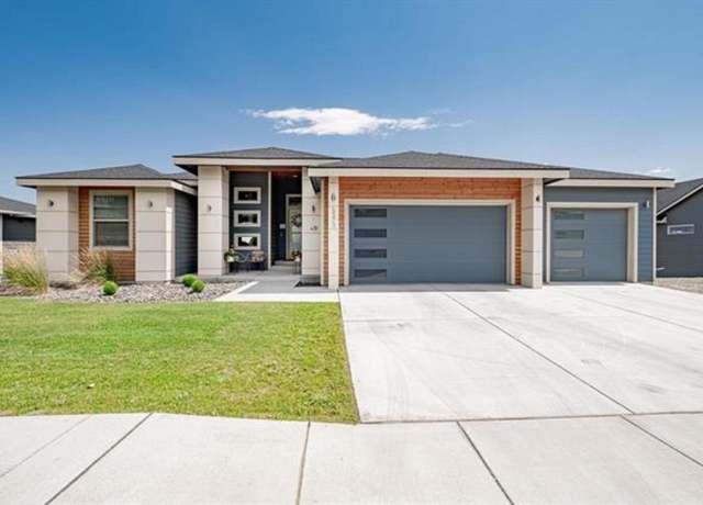 Property at 5373 S Kent St, Kennewick, WA 99337, 5 beds, 3 baths