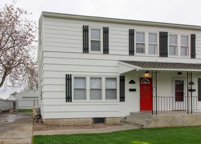 Property at 216 Armistead Ave, Richland, WA 99354, 3 beds, 1.5 baths