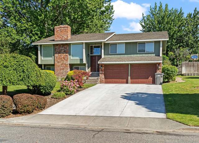 Property at 3903 S Anderson St, Kennewick, WA 99337, 4 beds, 2.5 baths