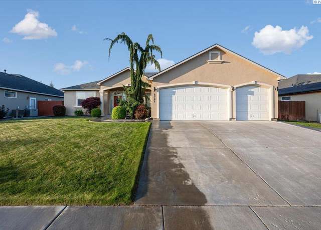 Property at 8701 W Clearwater Pl, Kennewick, WA 99336, 4 beds, 2 baths