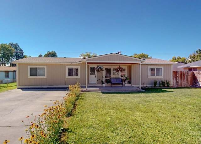 Property at 961 N 60th Ave, West Richland, WA 99353, 3 beds, 2 baths