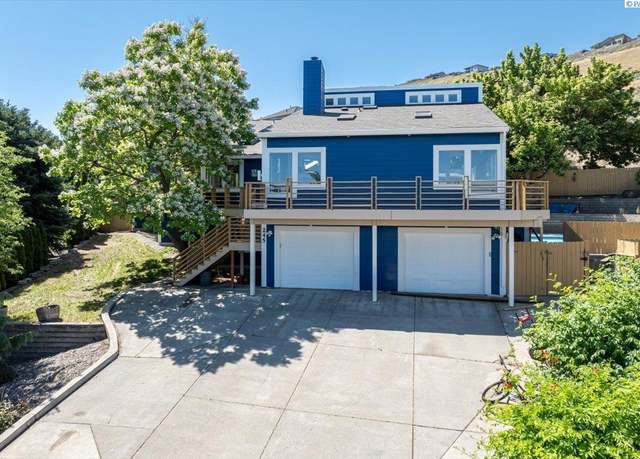 Property at 245 High Meadows St, Richland, WA 99352, 5 beds, 2 baths